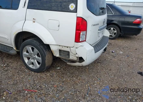 2008 Nissan Pathfinder Se z USA, uszkodzony, nr VIN 5N1AR18B88C620512